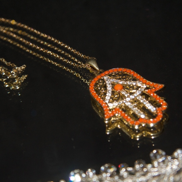 Jemsa Necklace main image 1